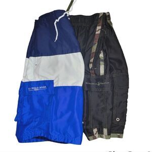 Bundle of 2 men's cargo swim trunks